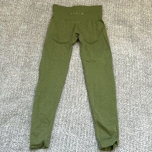 NVGTN contour leggings